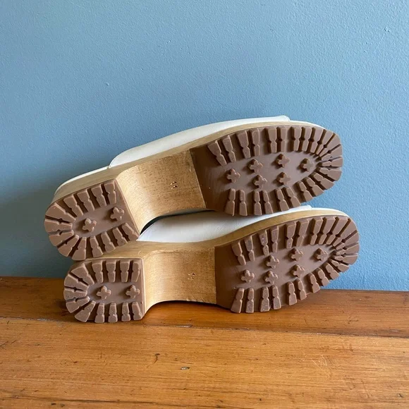 Beklina Buckle Clog Sandal Size 11 - Picture 6 of 11